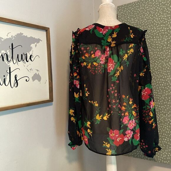CAbi Black Floral Print Sheer Long Sleeve Blouse Style 59814 Size Medium - Picture 7 of 11